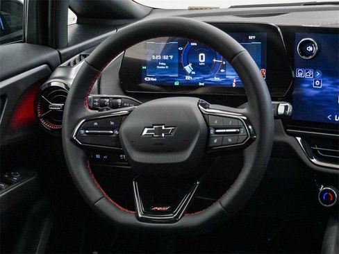 New 2026 Chevrolet Equinox EV RS image 18