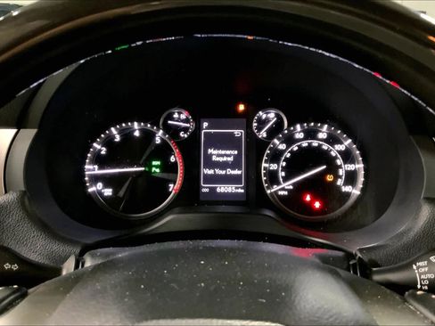 Used 2022 Lexus GX 460 Premium w/ Accessory Package image 25