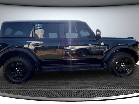 Used 2025 Ford Bronco Outer Banks AWD/4WD image 4