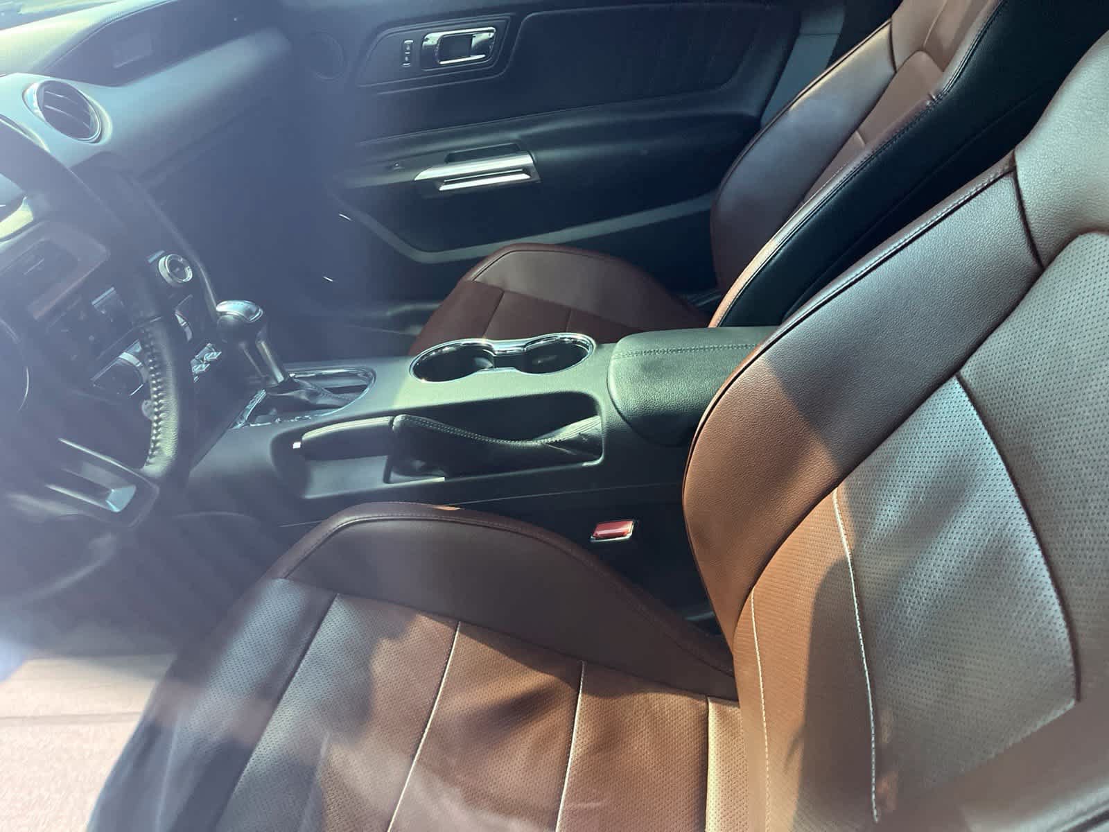 Used 2015 Ford Mustang Premium RWD image 28