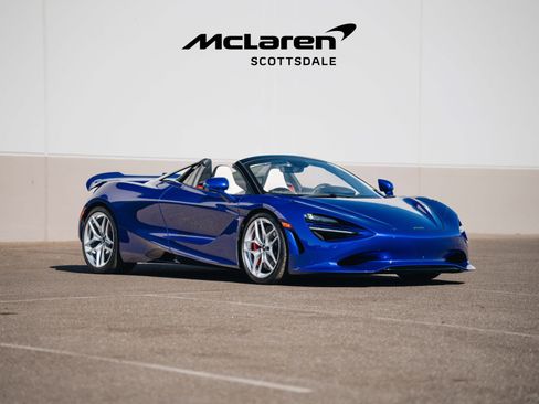 Used 2024 McLaren 750S Spider image 14
