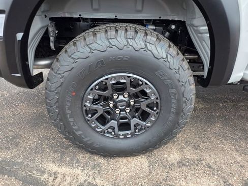 New 2026 Ford F150 Raptor w/ Equipment Group 803A Raptor R AWD/4WD image 9