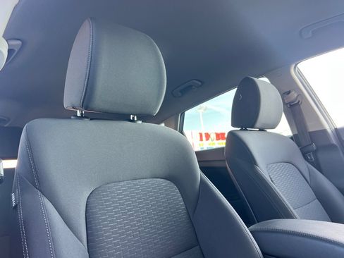 Used 2019 Hyundai Tucson Sport image 22