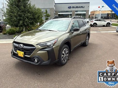 Used 2025 Subaru Outback Premium AWD/4WD image 1