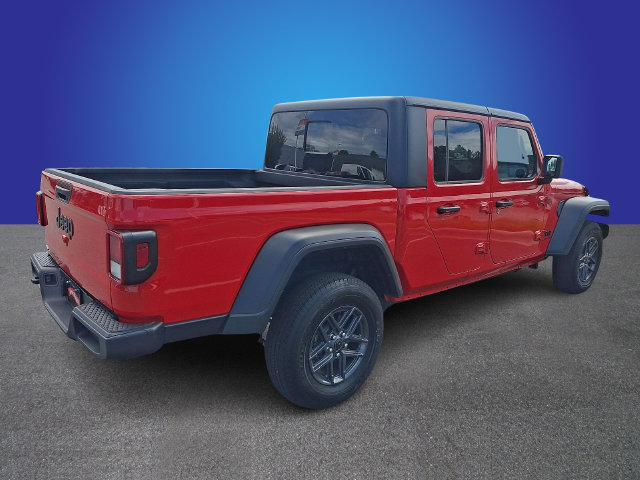 Used 2025 Jeep Gladiator Sport AWD/4WD image 4