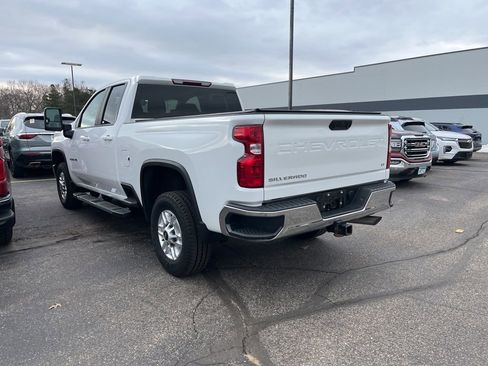 Used 2022 Chevrolet Silverado 2500 LT w/ Convenience Package image 5