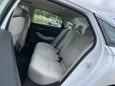 Used 2023 Honda Accord EX image 16