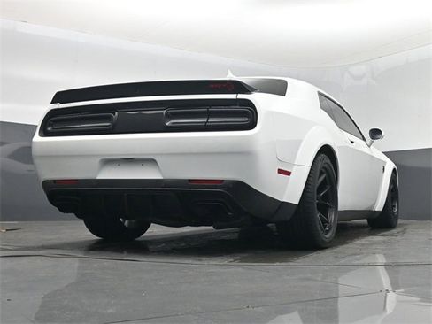 Used 2021 Dodge Challenger SRT Hellcat Redeye image 40