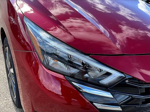 New 2025 Nissan Versa SV w/ Trunk Package image 19