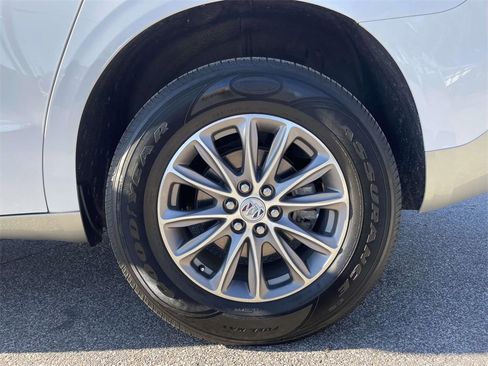 Used 2024 Buick Enclave Premium image 10