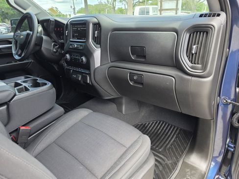 Used 2022 Chevrolet Silverado 1500 Custom RWD image 12