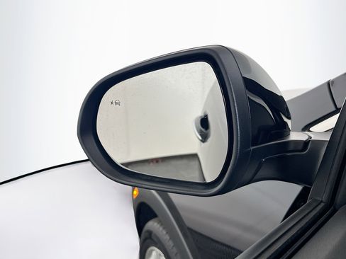 Used 2025 Buick Encore GX Preferred image 16