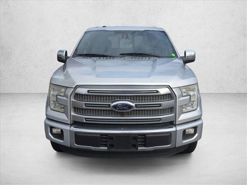 Used 2016 Ford F150 Platinum w/ Equipment Group 701A Luxury image 2