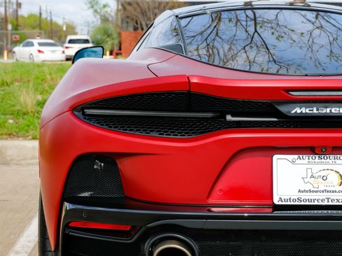 Used 2021 McLaren GT image 39