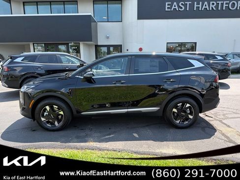 New 2026 Kia Sportage LX w/ LX Convenience Package AWD/4WD image 2