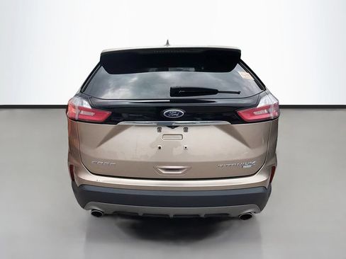 Used 2020 Ford Edge Titanium w/ Equipment Group 301A AWD/4WD image 6