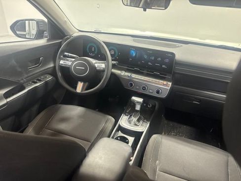 Used 2025 Hyundai Kona SE FWD image 22