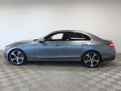 Used 2022 Mercedes-Benz C 300 Sedan image 5