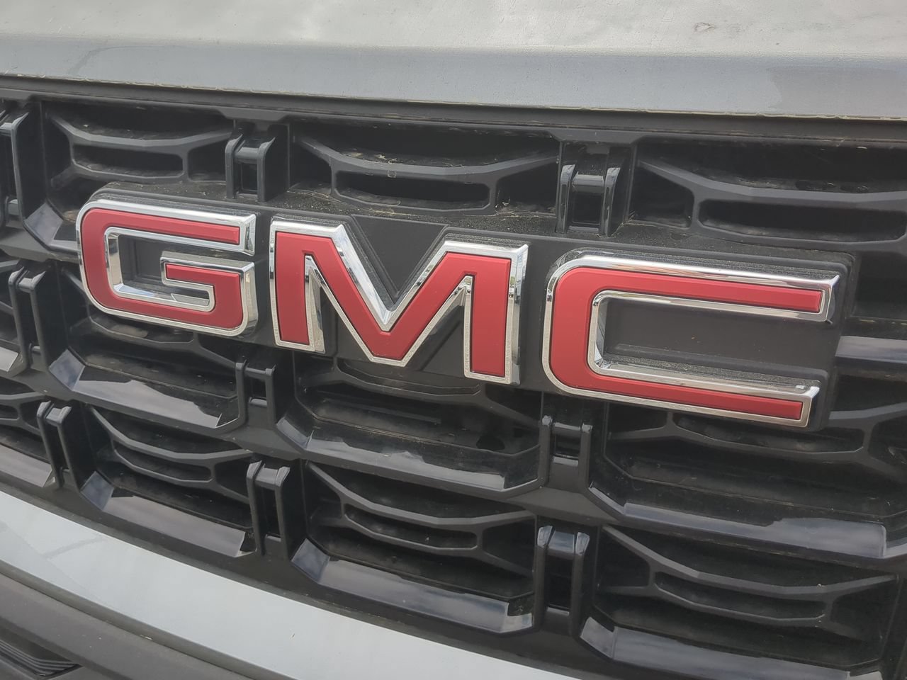 Used 2025 GMC Canyon Elevation RWD image 28