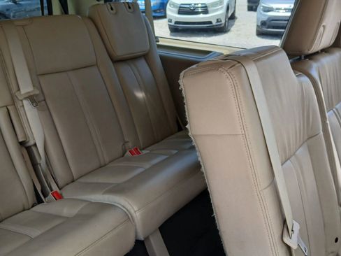 Used 2017 Lincoln Navigator L Reserve image 27