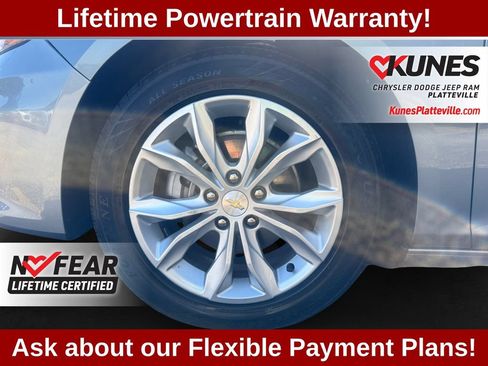 Used 2024 Chevrolet Malibu LT FWD image 12