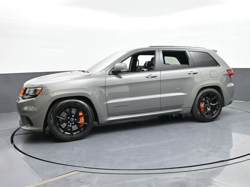 Used 2021 Jeep Grand Cherokee Trackhawk w/ Trailer Tow Group IV image 2