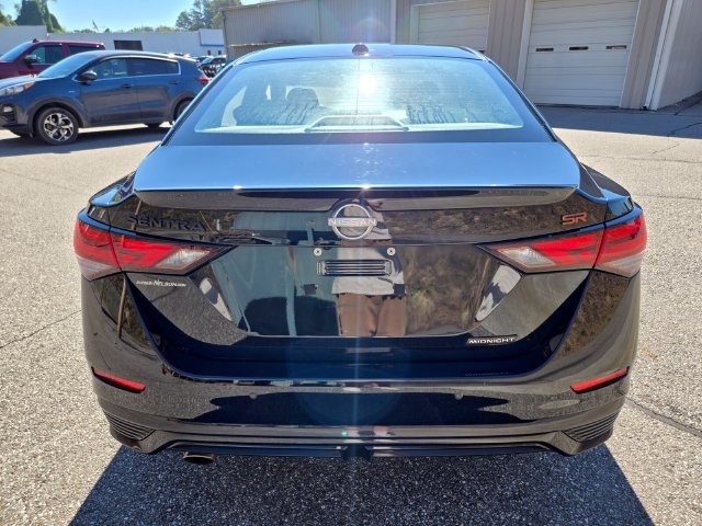 Used 2025 Nissan Sentra SR w/ SR Premium Package FWD image 7