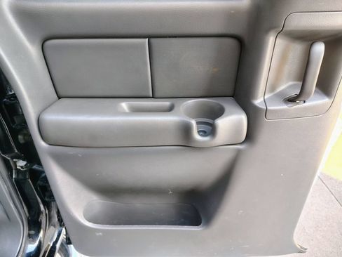 Used 2004 Chevrolet Silverado 2500 LT w/ Skid Plate Package AWD/4WD image 14