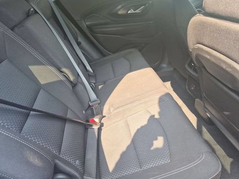 Used 2024 GMC Terrain SLE w/ Driver Convenience Package FWD image 29