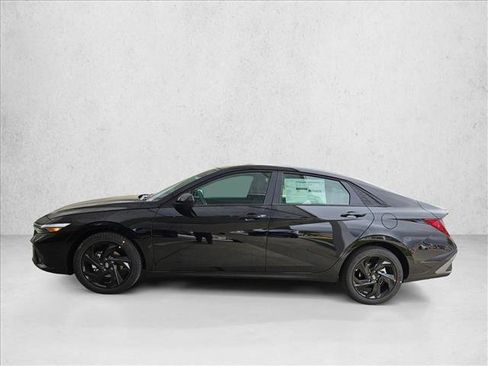 New 2026 Hyundai Elantra Sport w/ Cargo Package FWD image 5