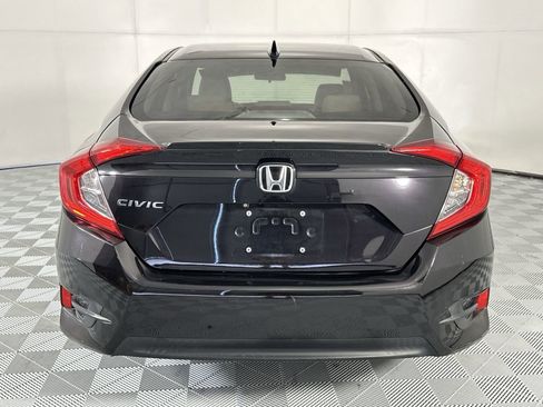 Used 2017 Honda Civic EX-T image 7