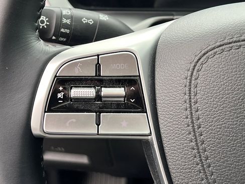 Certified 2025 Kia Telluride S image 29