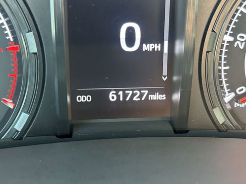 Used 2022 Toyota 4Runner SR5 Premium image 24