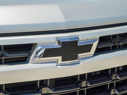 Used 2022 Chevrolet Silverado 1500 RST AWD/4WD image 5