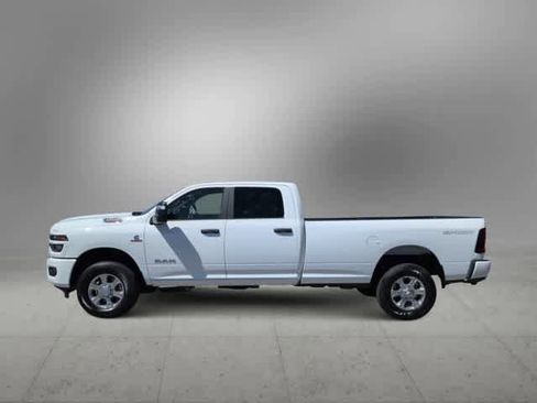 New 2026 RAM 2500 Big Horn AWD/4WD image 5