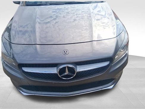 Used 2019 Mercedes-Benz CLA 250 4MATIC image 2