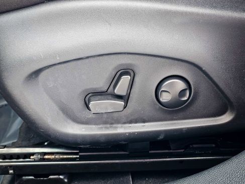 Used 2022 Jeep Compass Latitude image 15