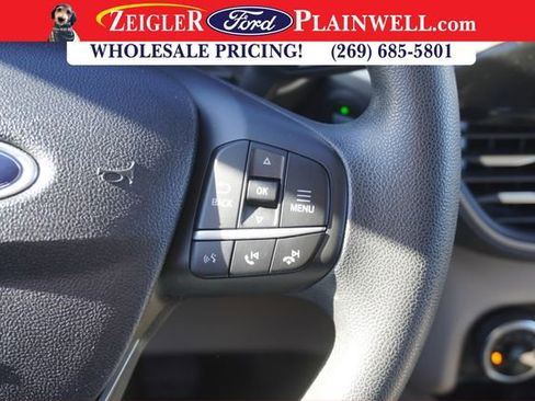 Used 2022 Ford Escape SE image 23