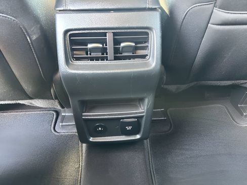 Used 2023 Ford Edge SEL w/ Convenience Package AWD/4WD image 19