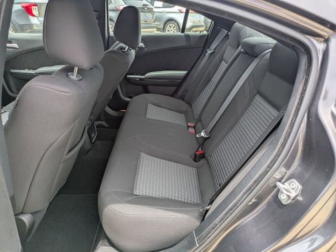 Used 2023 Dodge Charger SXT w/ Blacktop Package image 10