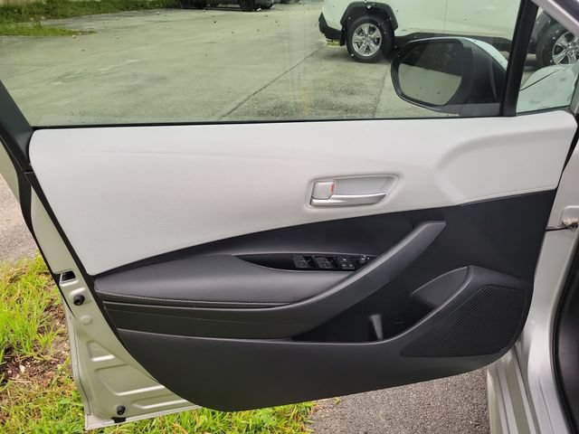 Used 2023 Toyota Corolla SE FWD image 13