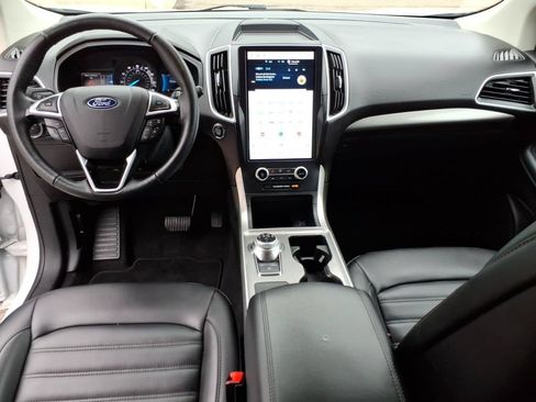 Certified 2024 Ford Edge SEL w/ Convenience Package AWD/4WD image 12