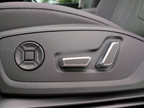 Used 2026 Audi Q3 quattro 2.0T AWD/4WD image 30