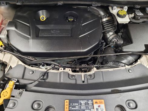 Used 2018 Ford Escape Titanium w/ Ford Safe & Smart Package image 30