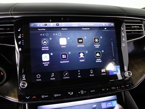 Used 2022 Jeep Grand Wagoneer Series I image 24