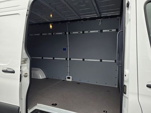 New 2025 Mercedes-Benz Sprinter 2500 image 13