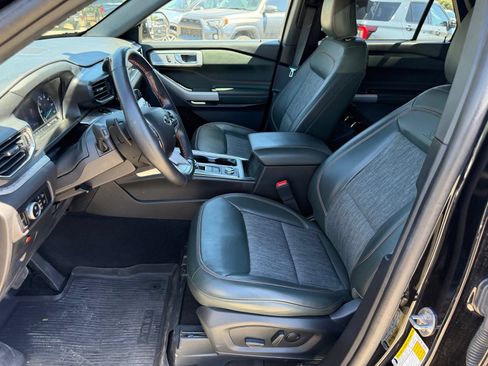 Used 2023 Ford Explorer Timberline w/ Timberline Technology Package AWD/4WD image 10