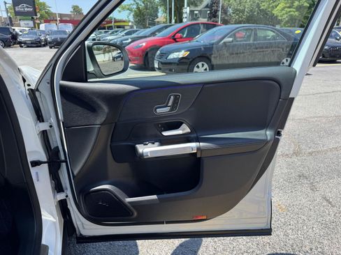 Used 2023 Mercedes-Benz EQB 350 4MATIC SUV w/ Exclusive Package image 39