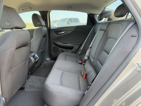 Used 2024 Chevrolet Malibu LT FWD image 28
