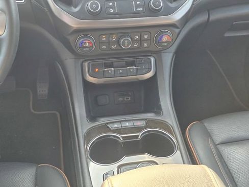 Used 2023 GMC Acadia AT4 w/ Preferred Package image 19